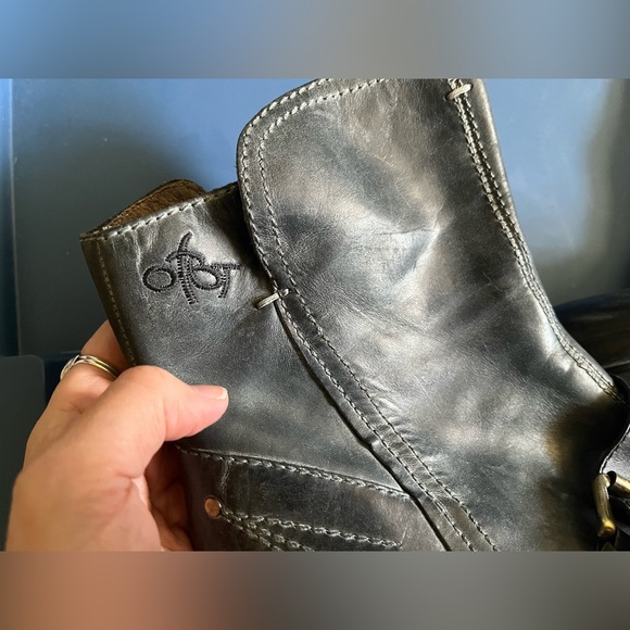 Toto Stylish Black Leather Women's Shoes - Picture 5 of 8